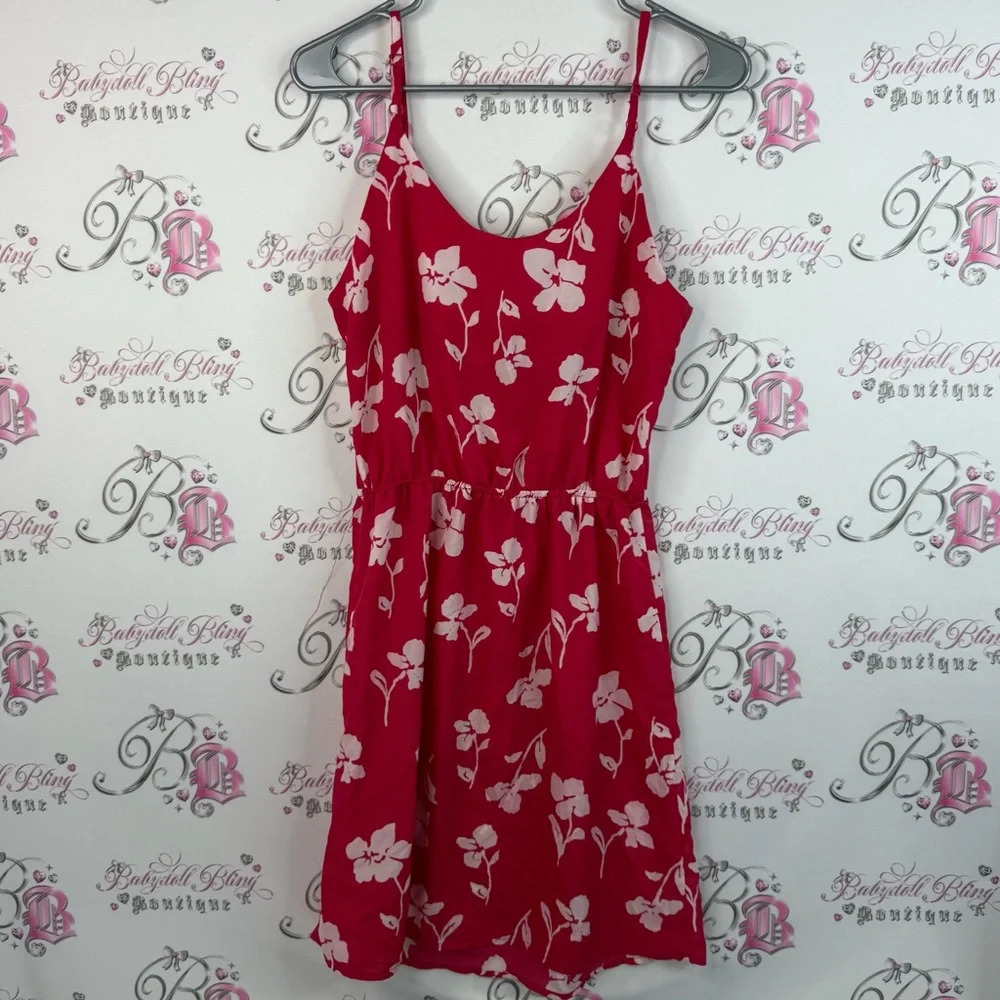Kismet dress flowy ruffles flowers floral Vibrant Red and White Dress - Picture 2 of 13